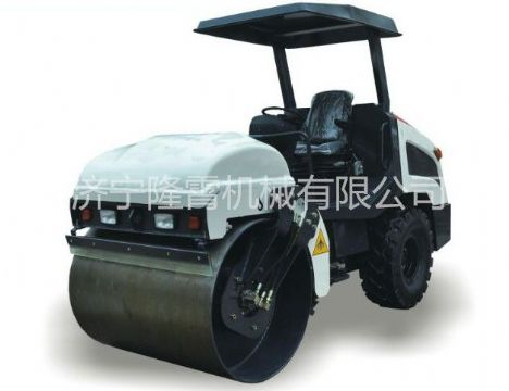 點(diǎn)擊查看詳細(xì)信息<br>標(biāo)題：4噸單鋼輪振動(dòng)壓路機(jī) 閱讀次數(shù)：3779